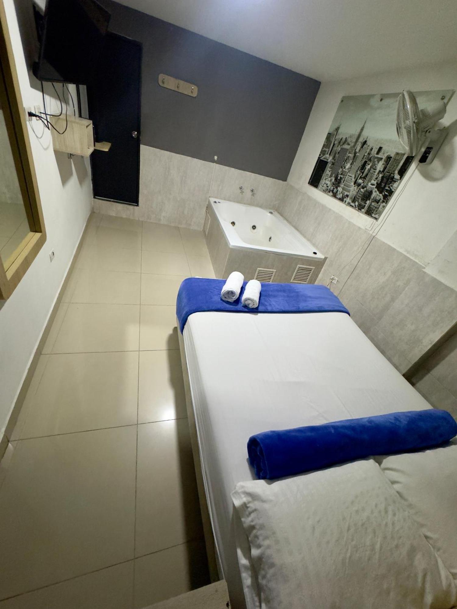 Hotel Select Medellín Esterno foto