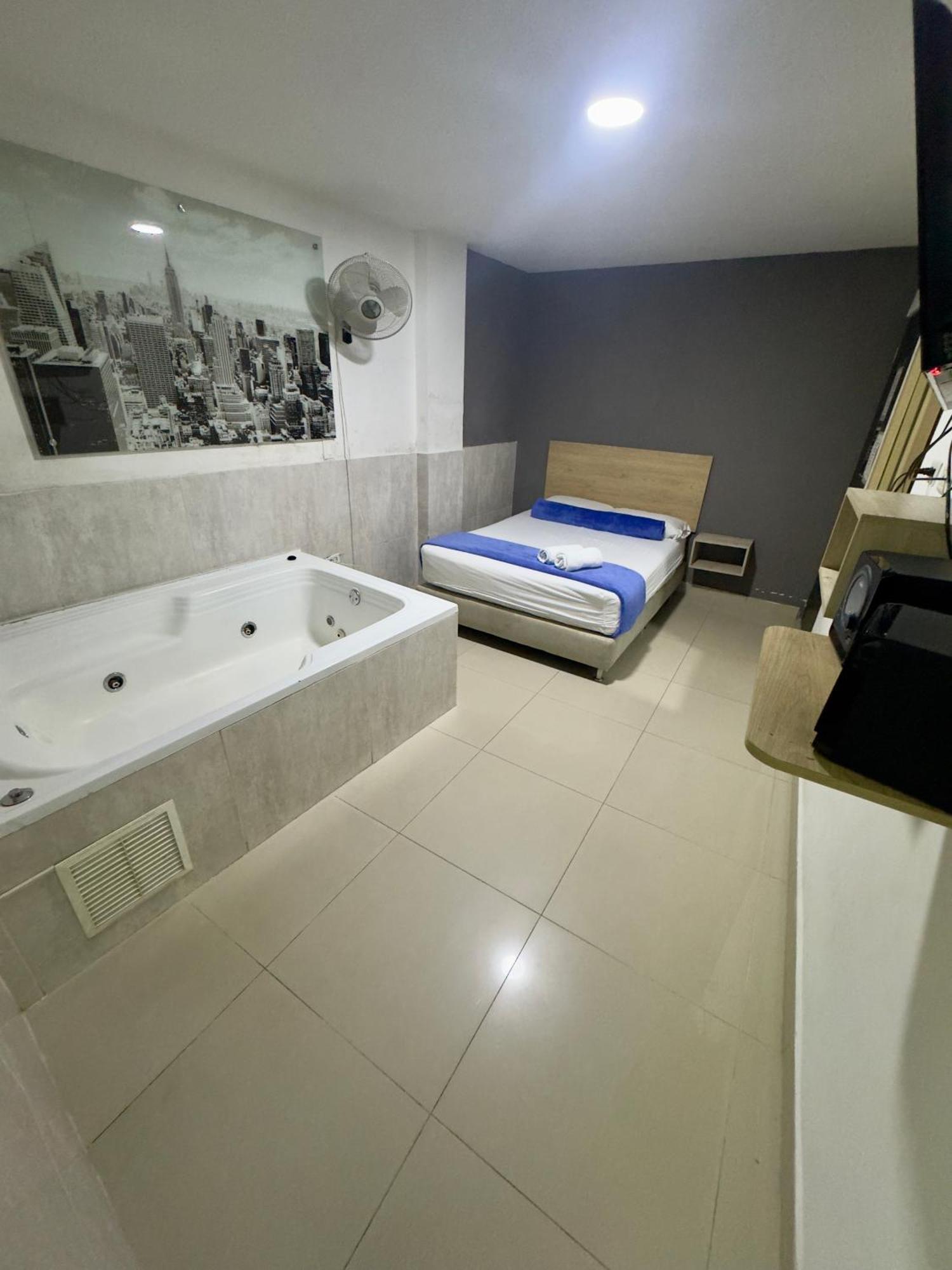 Hotel Select Medellín Esterno foto